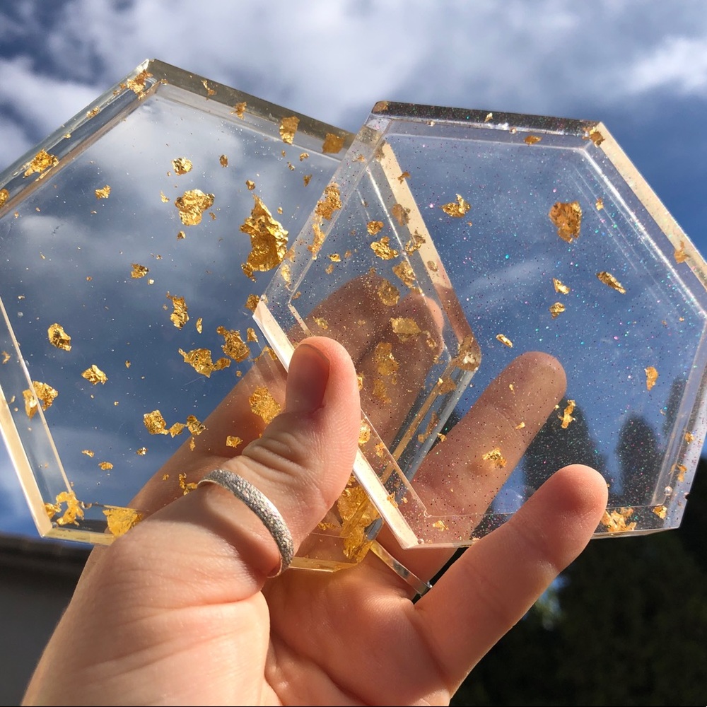 Resin coaster set